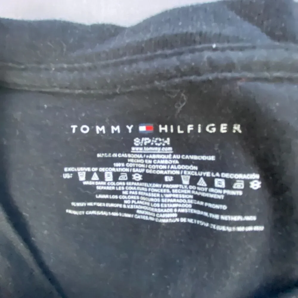 Tommy Hilfiger Mens T-Shirt Small S Black Short Sleeve Solid Crew Neck Cotton Te